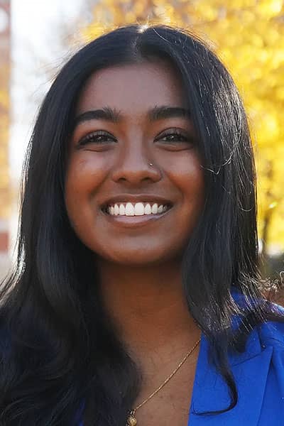 Headshot of Reueline Arulanandam