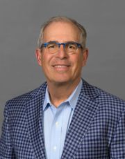 Portrait image of Michael Staenberg